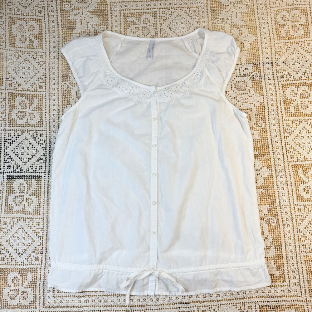 Old navy white eyelet peasant top cap sleeve sz M cottagecore